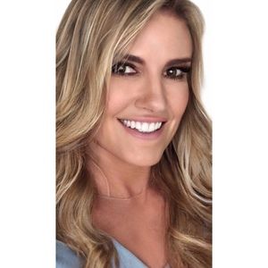 Meet your Posher, Posh